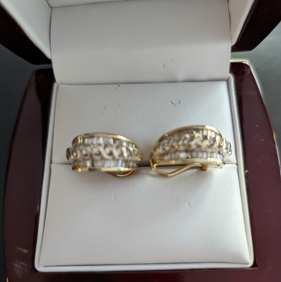 Diamond earrings - Picture 5 of 7